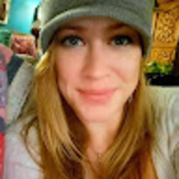 Meet your Posher, Kerri - Picture 1 of 1